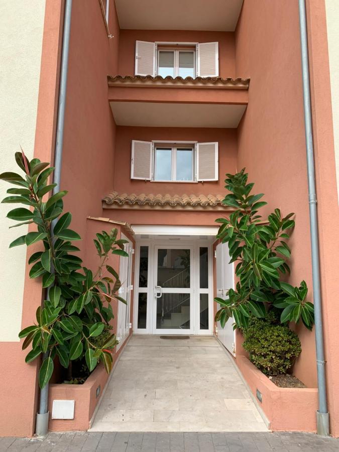 Edificio C'An Patilla Cala Ratjada  Exteriör bild